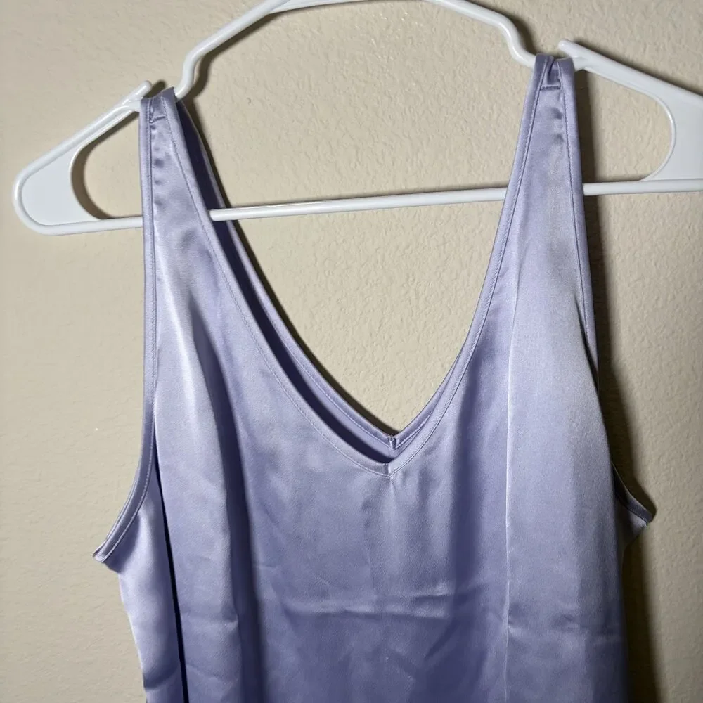 LOFT Tank Top Women's Large Purple Satin V-Neck Sleeveless Solid Basic Shirt NWT - Picture 4 of 10